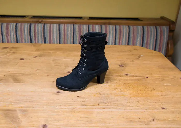 Trachtenstiefelette in Schwarz